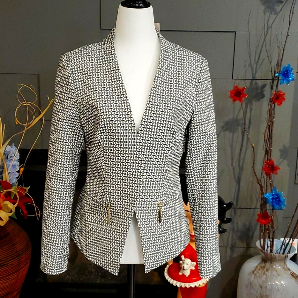 NWT Carmen Asymmetrical Design Blazer